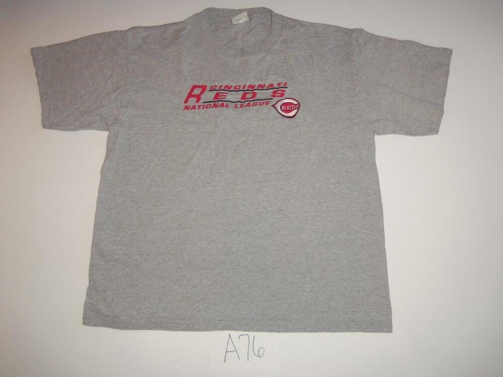 Cincinnati Reds T-Shirt Size XLarge National League Gray Mens -0618A76